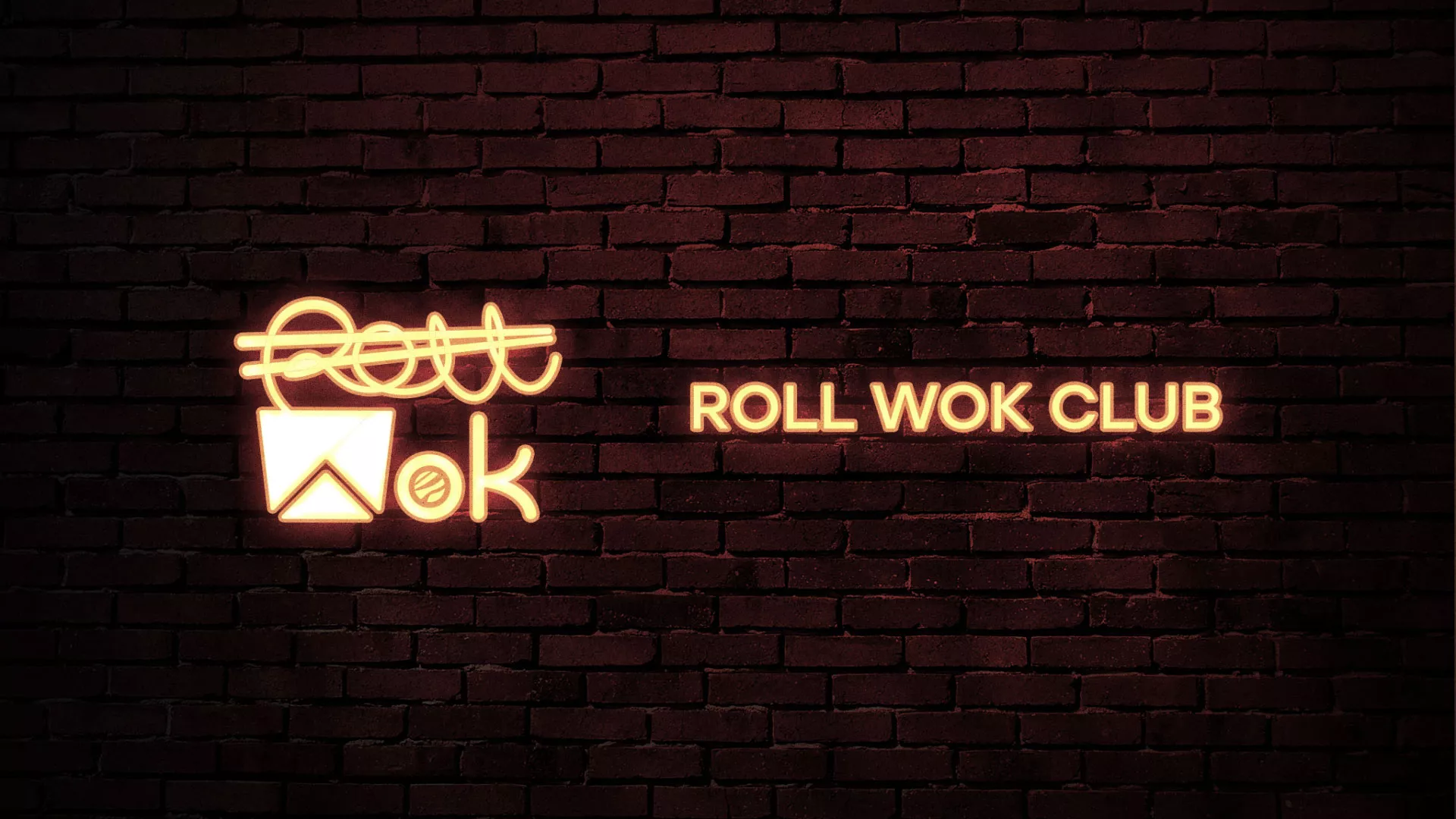 Разработка логотипа суши-бара «Roll Wok Club» в Озерах
